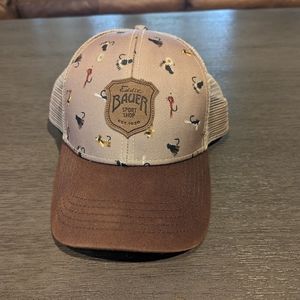 Eddie Bauer hat